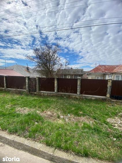 Teren de 480 mp, în Mărgineni