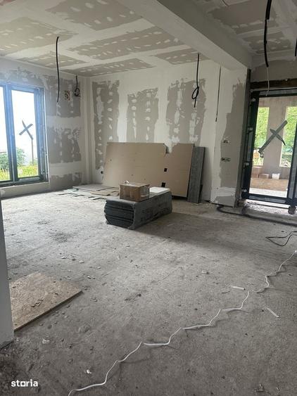 Casă cu 3 camere decomandat cu Teren 900 Mp în Central