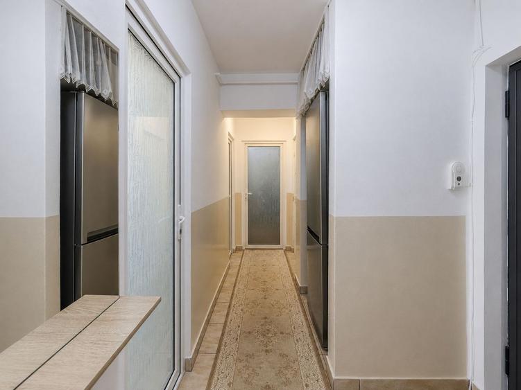 Apartament cu 2 camere decomandat în Trivale