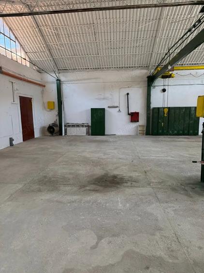 Spațiu comercial, de 400 mp, în Sânnicolau Mic