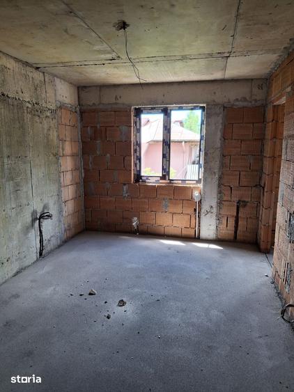Apartament cu 2 camere decomandat în Giulești
