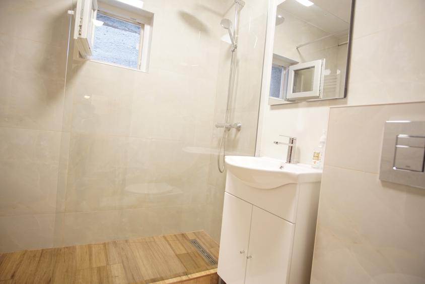 Apartament cu 2 camere semidecomandat în Timpuri Noi