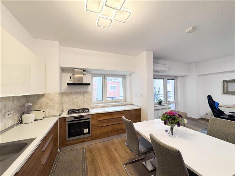 Apartament de inchiriat 3 camere Herastrau - 7