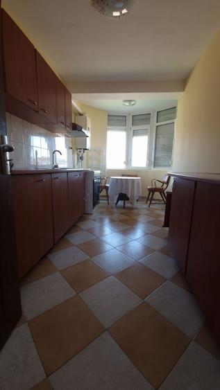 Apartament cu 2 camere decomandat, mobilat în Industriilor