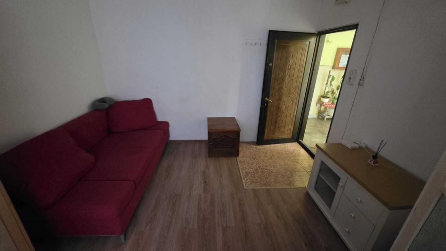 Garsonieră decomandată în Exterior Vest