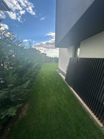 Duplex cu 4 camere cu Canalizare în Dumbrăvița