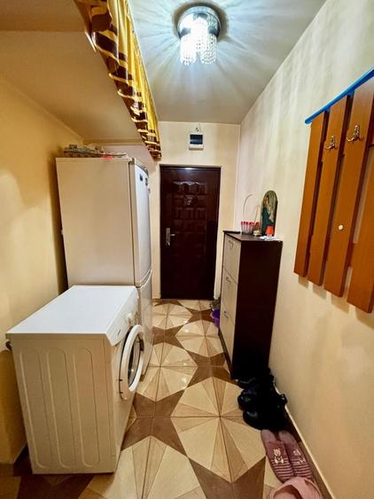Apartament cu 2 camere nedecomandat în Malu Roșu