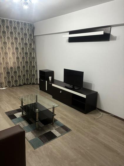 Apartament cu 2 camere, mobilat în Unirii