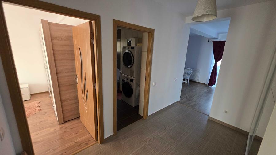Apartament cu 3 camere decomandat în Triaj