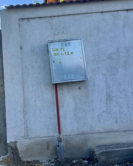 Teren Construcții intravilan de 1410 mp, în Brănești