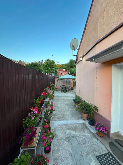 Casă cu 4 camere cu Teren 430 Mp în Central