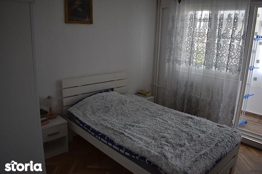 Apartament cu 3 camere în Nufărul