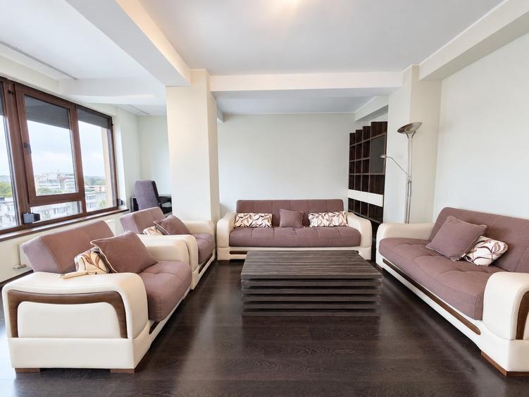 Apartament cu 2 camere decomandat în Faleză