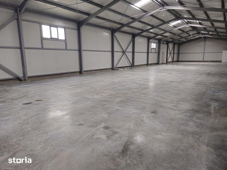 Spațiu comercial, de 600 mp, în Brazi
