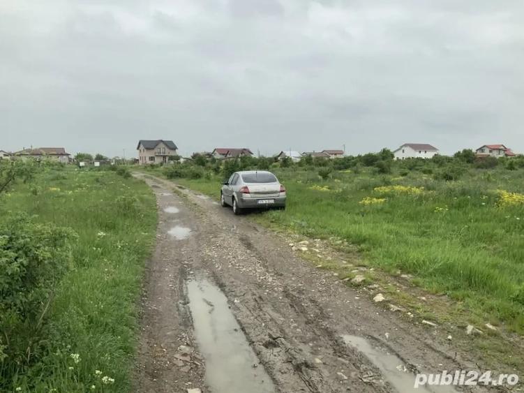 Teren de 1100 mp, în Obor