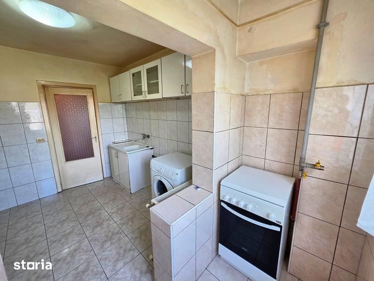 Vand apartament cu 2 camere decomandat in Calea Lipovei 78.000 euro - 9