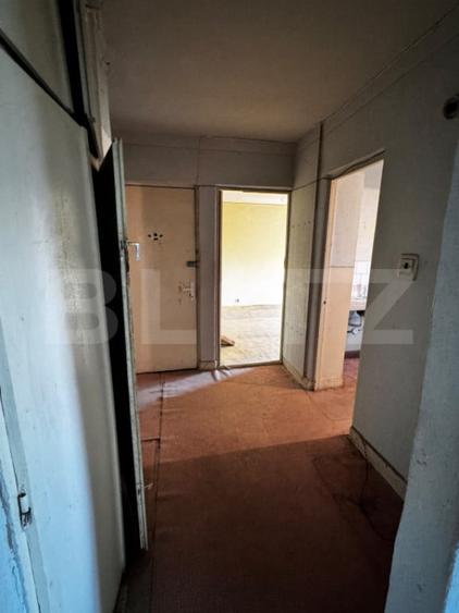 Apartament cu 3 camere decomandat în Central