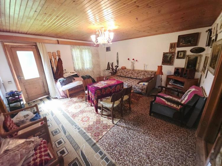 Casă cu Teren 803 Mp în Bistrița