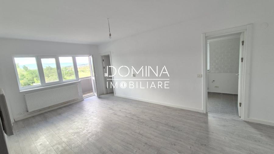 Garsonieră decomandată în Nord-Est