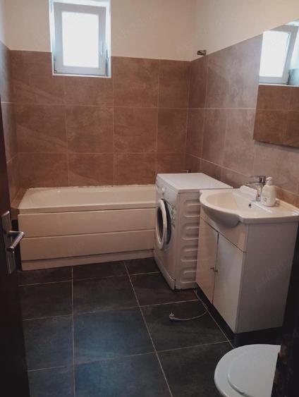 Apartament cu 2 camere decomandat în Tritenii de Sus