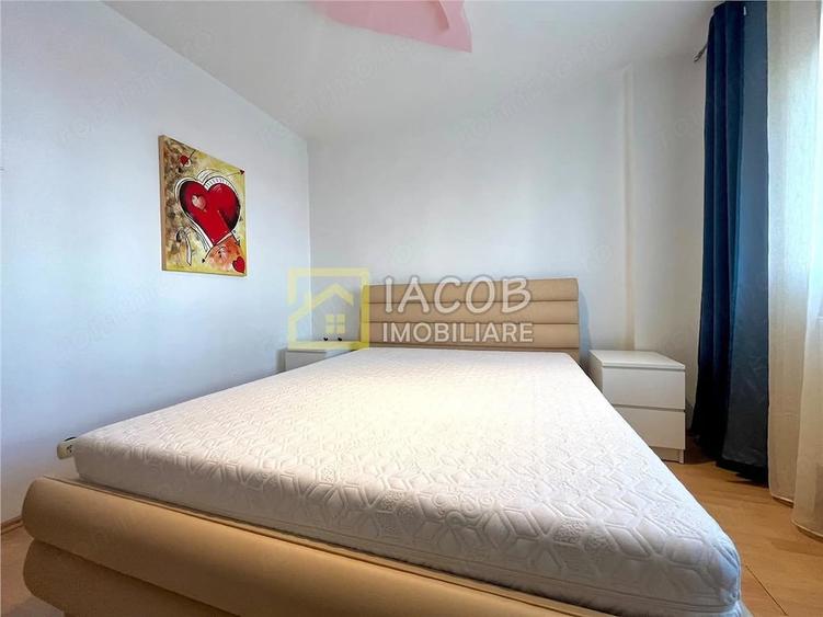 Apartament cu 2 camere decomandat în Republicii