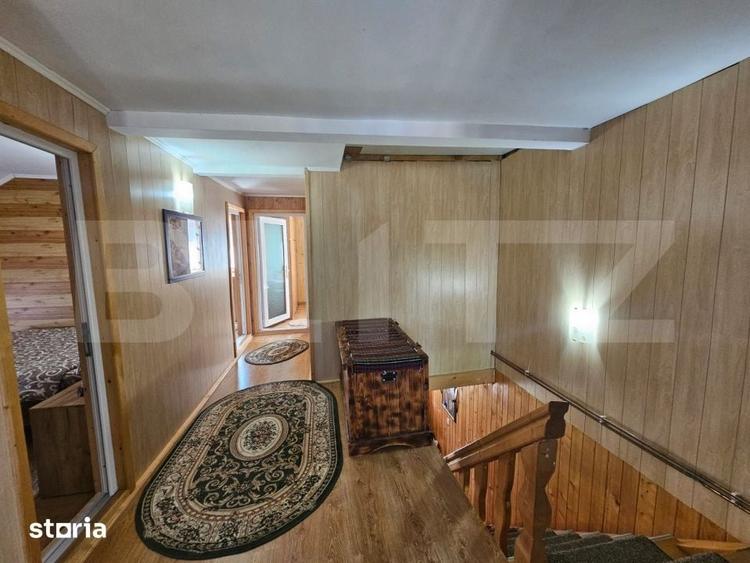 Casă cu 5 camere cu Teren 250 Mp în Șugag