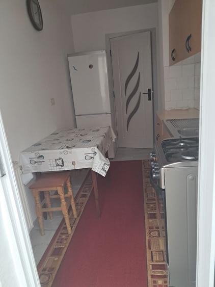 Casă cu 2 camere decomandat cu Teren 55 Mp în Central