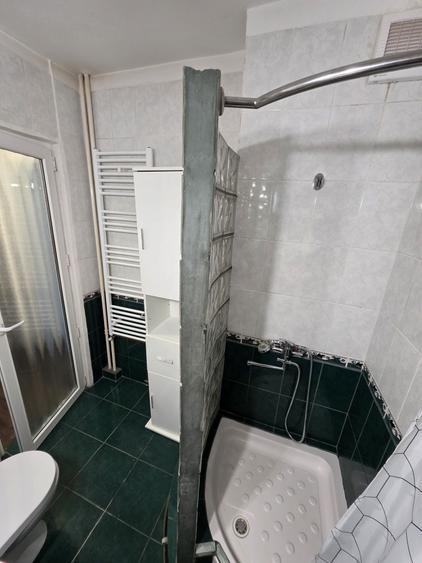 Apartament cu 2 camere semidecomandat în Brazda lui Novac