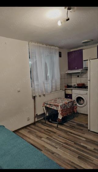 Garsonieră decomandată în Dobroești
