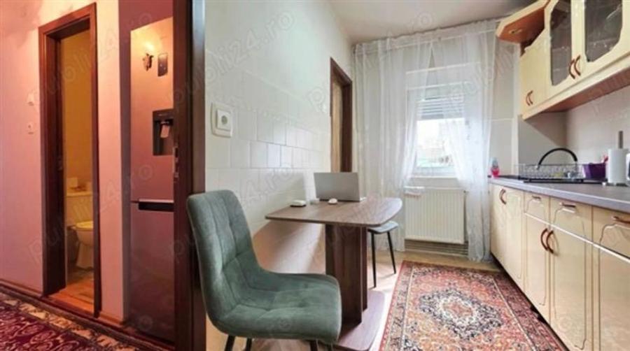 Apartament cu 2 camere decomandat în Aurel Vlaicu