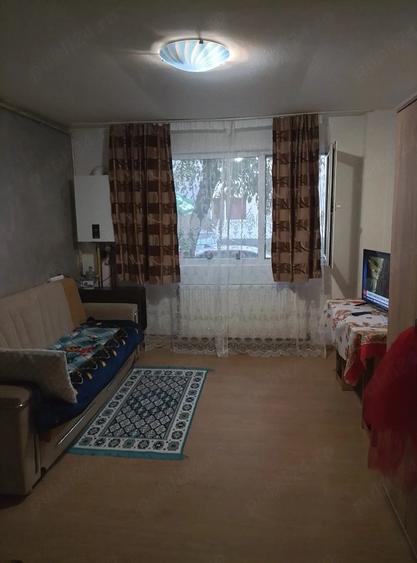 Garsonieră decomandată în Mihai Bravu