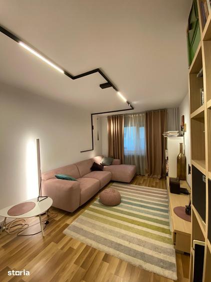 Apartament cu 3 camere decomandat în Canta