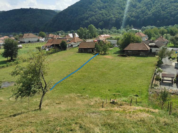 Casă cu 2 camere în Negreni
