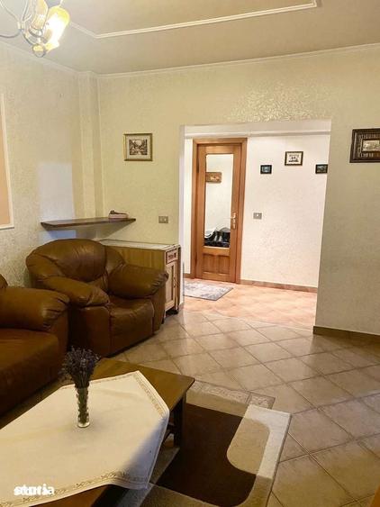 Apartament cu 3 camere decomandat în Ultracentral