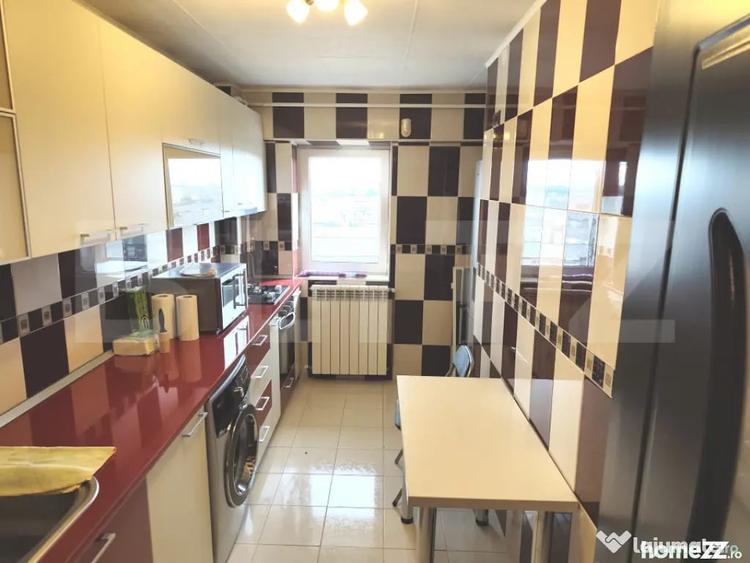 Apartament cu 3 camere decomandat în Central