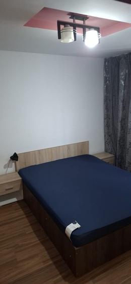 Apartament cu 2 camere decomandat în Uiești