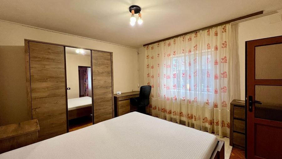 Casă individuală cu 4 camere cu Canalizare în Coiciu