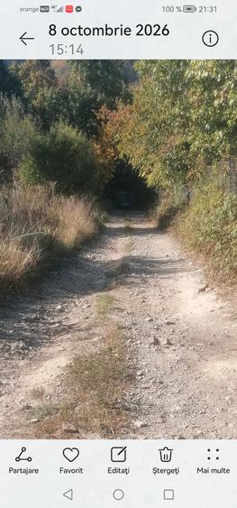 Casă cu Teren 35 Mp în Valea Roșie