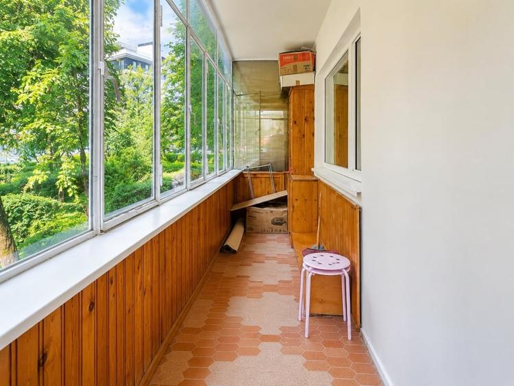 Apartament cu 3 camere decomandat, mobilat în Ultracentral