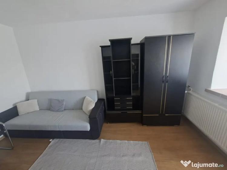 Garsonieră semidecomandată în Rovine
