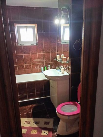 Inchiriez apartament cu 2 camere poarta 6