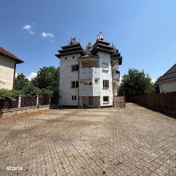 Casă cu 4 camere în Central