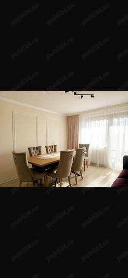 Apartament cu 3 camere decomandat în Central
