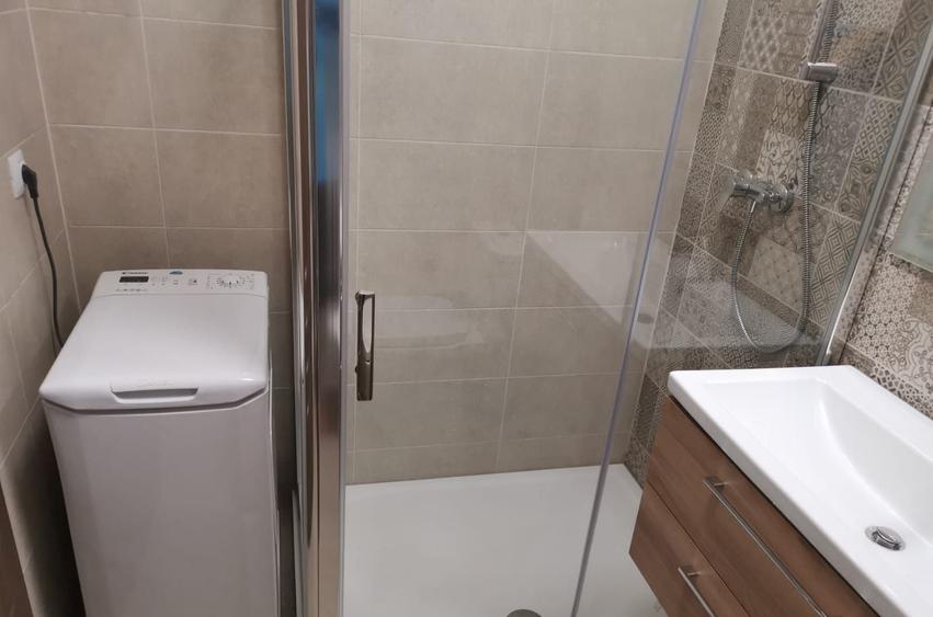 Garsonieră decomandată în Politehnica