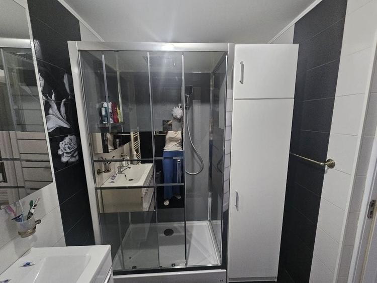 Casă cu 4 camere în Moara Domnească
