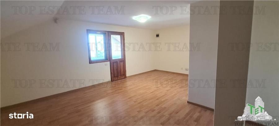 Casă cu 4 camere decomandat în Bucureștii Noi