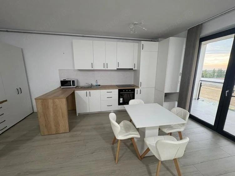 Inchiriez apartament cu o camera, etaj 8 din 9, - 2