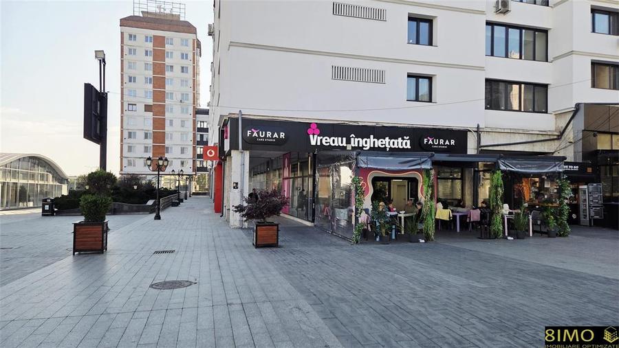 Spațiu comercial, de 51.310001373291 mp, în Central