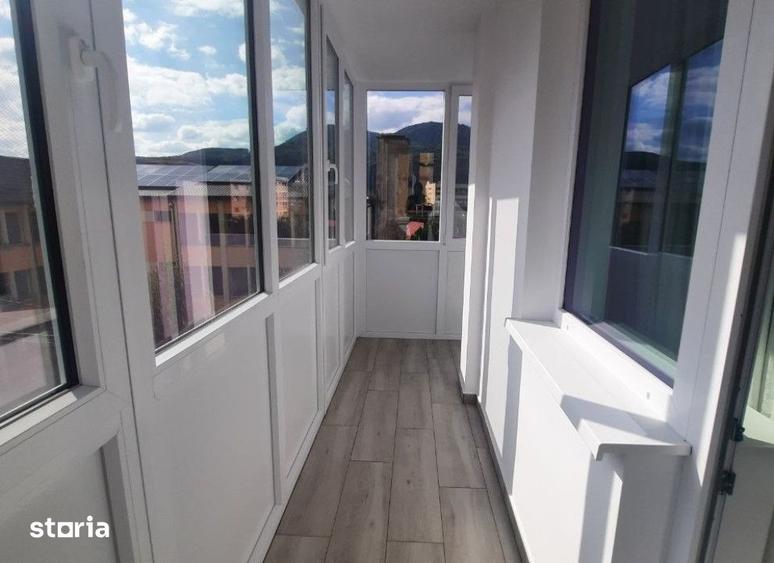 Apartament cu 3 camere în Mărăței