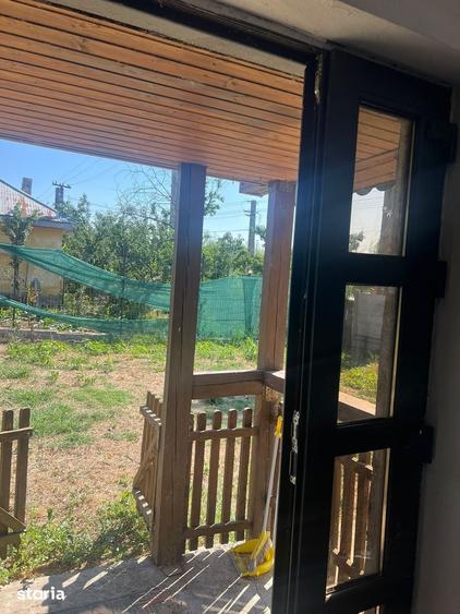 Casă cu 2 camere cu Teren 950 Mp în Calea București